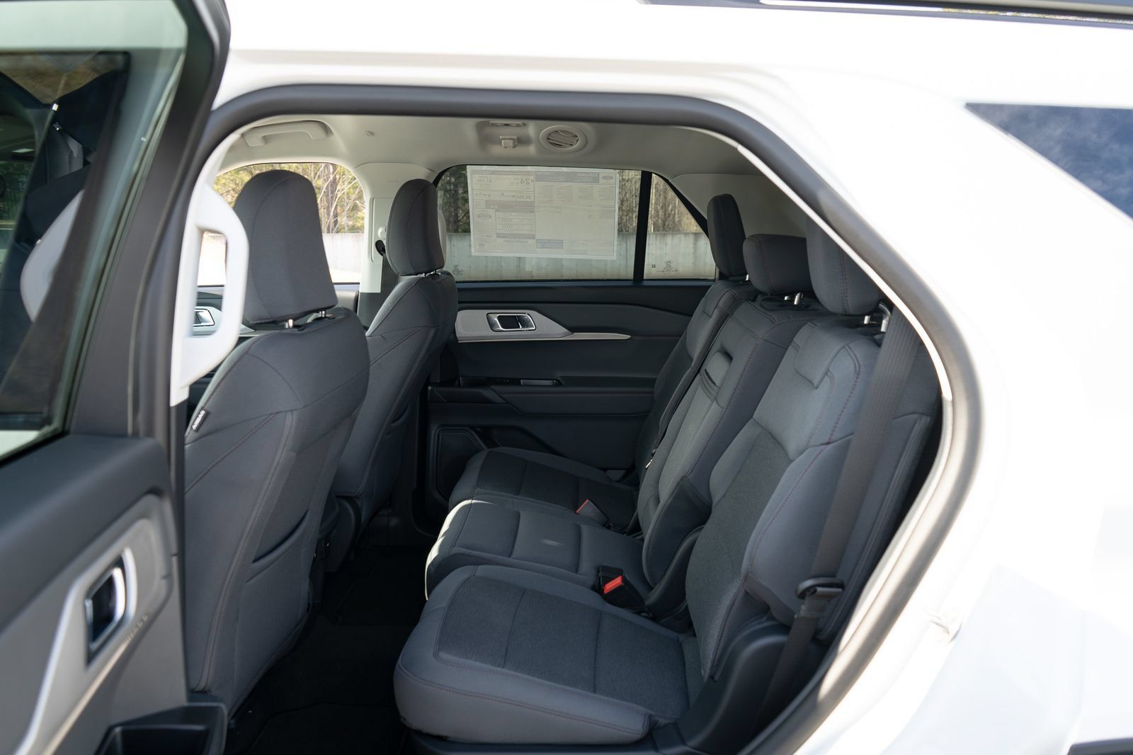New 2026 Ford Explorer Active RWD image 18
