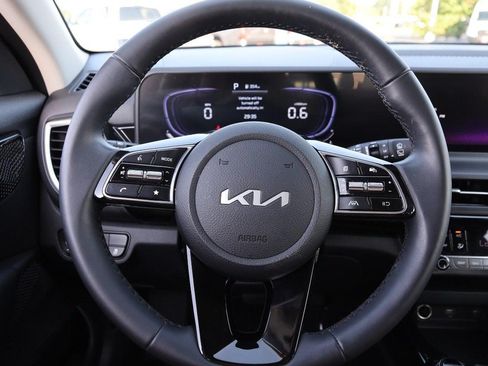 Used 2026 Kia Seltos S FWD image 11