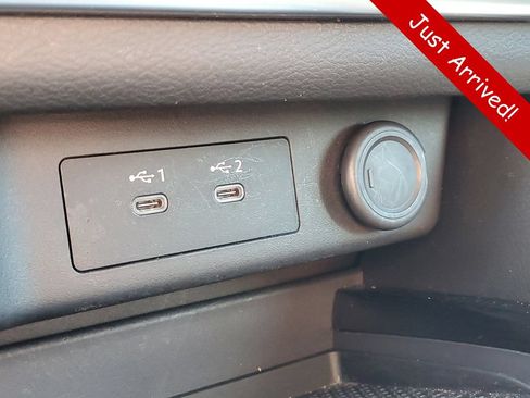 Used 2025 Nissan Rogue S AWD/4WD image 30