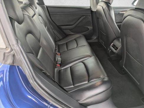 Used 2022 Tesla Model 3 Long Range image 19