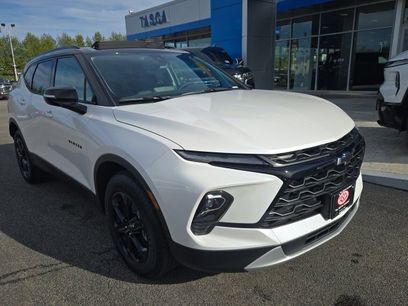 New 2025 Chevrolet Blazer LT w/ Midnight/Sport Edition