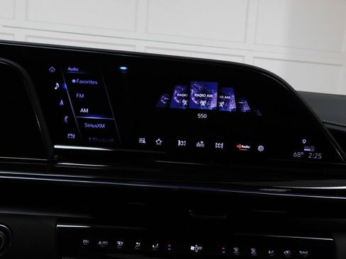 Used 2024 Cadillac Escalade ESV Sport w/ LPO, ONYX Package image 62