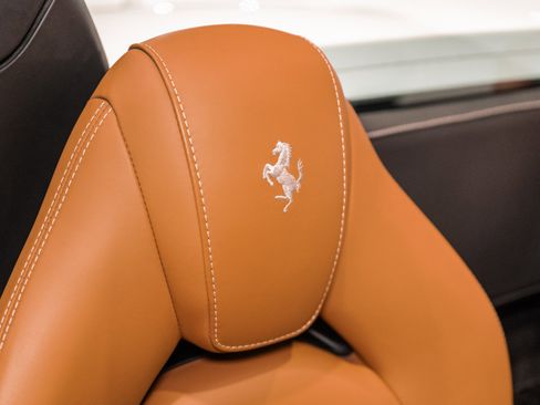 Used 2023 Ferrari F8 Tributo image 46