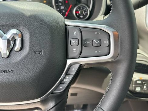 New 2026 RAM 2500 Big Horn AWD/4WD image 14