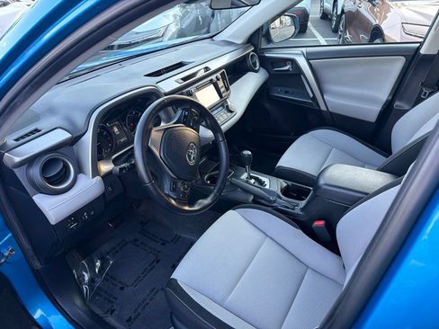 Used 2017 Toyota RAV4 XLE w/ Plus Special Value Package AWD/4WD image 19