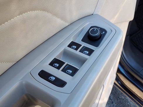 Used 2021 Volkswagen Atlas SE w/ Panoramic Sunroof Package image 17