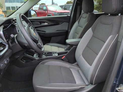 Used 2023 Chevrolet TrailBlazer LT FWD image 20