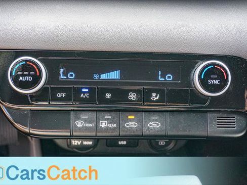 Used 2022 Hyundai Elantra SEL FWD image 29