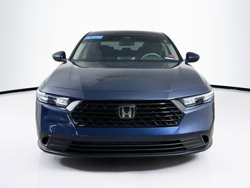 Certified 2023 Honda Accord EX image 3