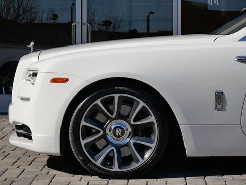 Certified 2018 Rolls-Royce Wraith image 10