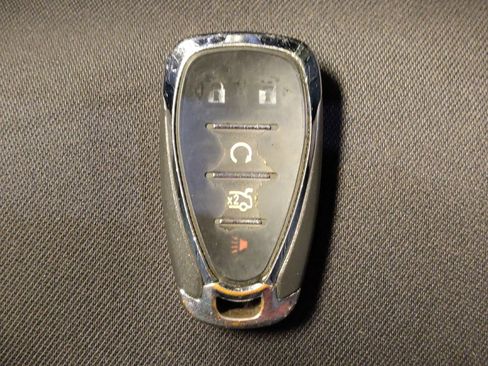 Used 2020 Chevrolet Malibu LT FWD image 32