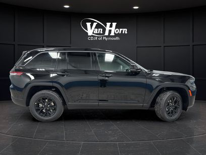 New 2026 Jeep Grand Cherokee Altitude