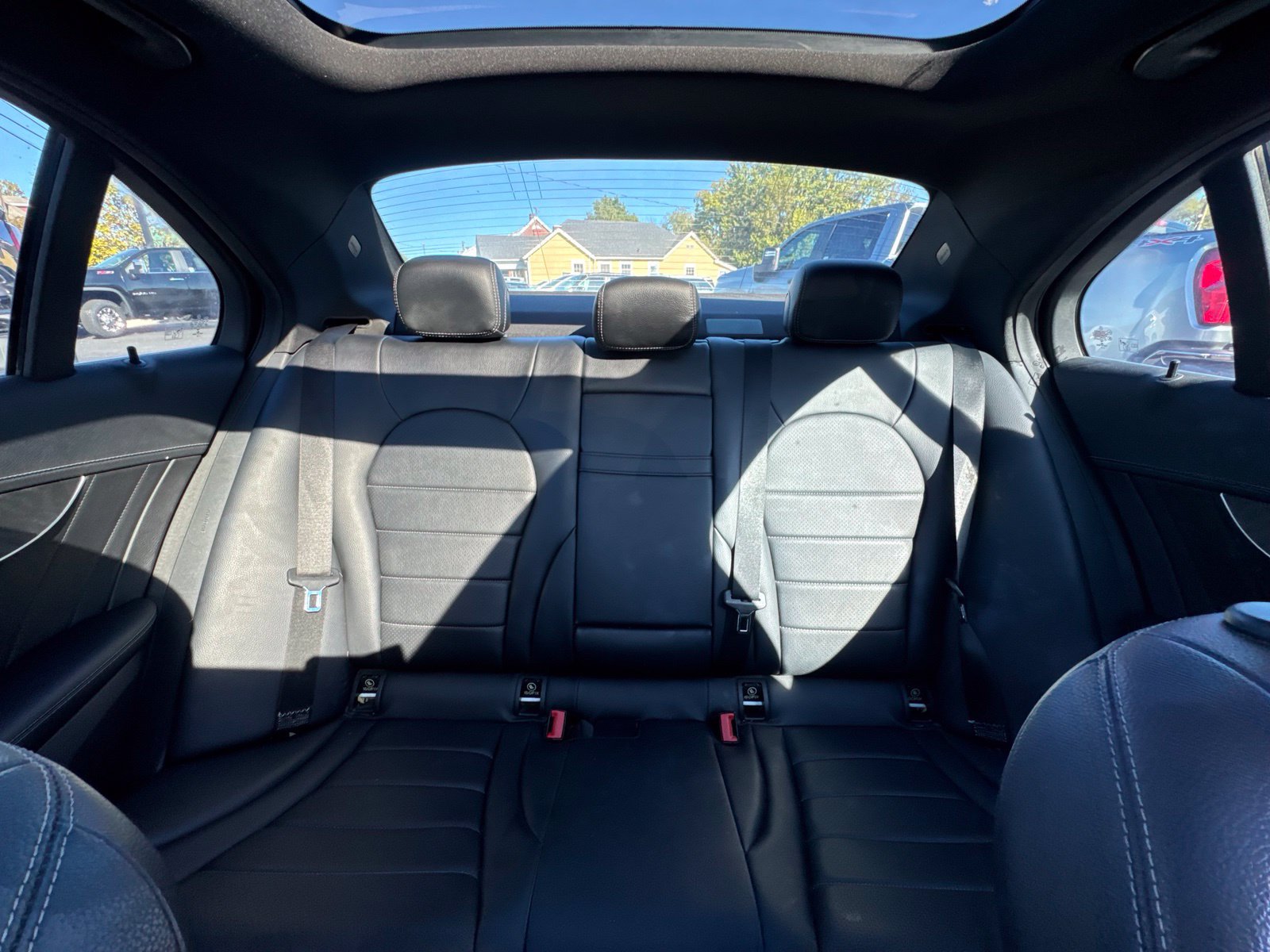 Used 2016 Mercedes-Benz C 300 4MATIC Sedan image 24
