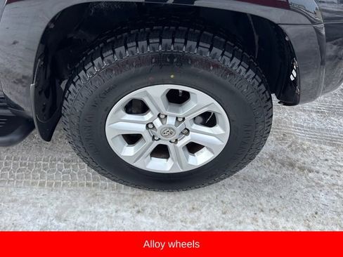 Used 2017 Toyota 4Runner SR5 image 13