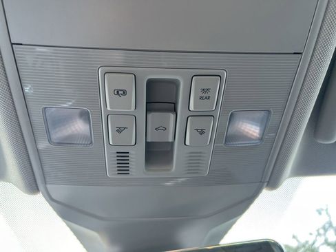 New 2026 Volkswagen Jetta SE image 35