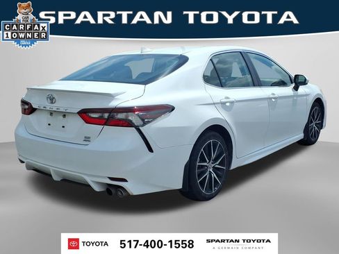 Used 2024 Toyota Camry SE w/ Cold Weather Package AWD/4WD image 7