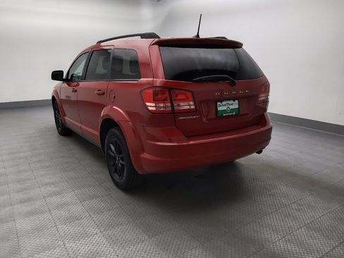 Used 2020 Dodge Journey SE w/ SE Popular Equipment Group FWD image 5