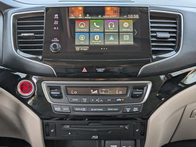 Used 2022 Honda Pilot Touring image 18