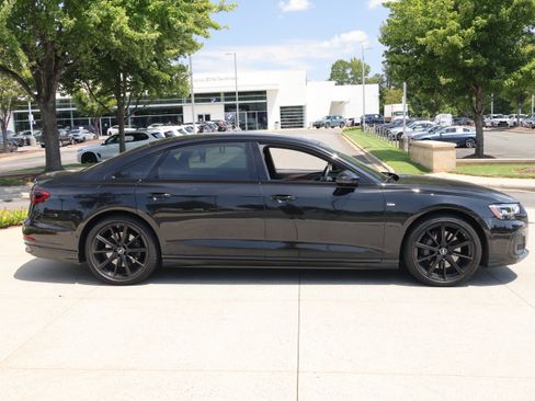 Used 2022 Audi A8 L 3.0T AWD/4WD image 10