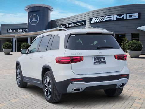 Certified 2025 Mercedes-Benz GLB 250 image 4