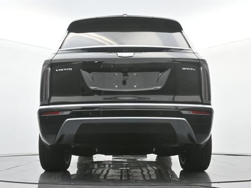 New 2026 Cadillac Vistiq Premium Luxury w/ LPO, Floor Liner Package image 18