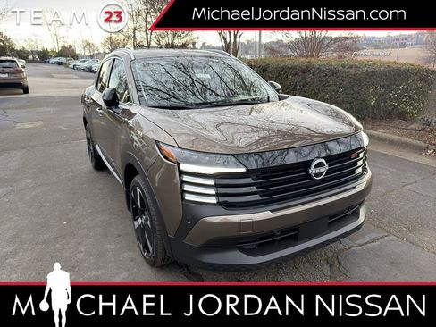 New 2026 Nissan Kicks SR w/ SR Premium Package image 1