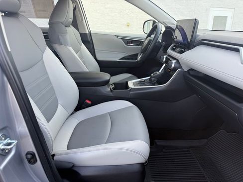 Used 2025 Toyota RAV4 XLE Premium w/ Weather Package image 36