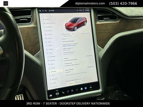 Used 2016 Tesla Model X Performance image 27