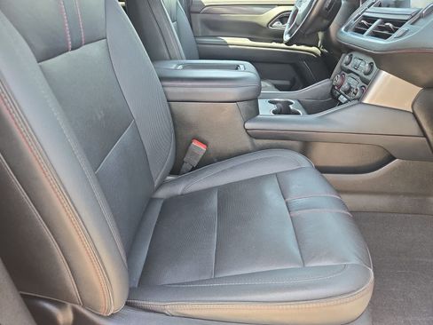 Used 2022 Chevrolet Suburban RST w/ Luxury Package RWD image 21