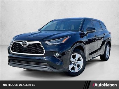 Used 2021 Toyota Highlander LE