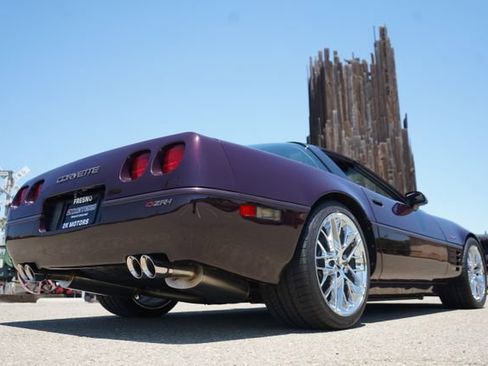 Used 1992 Chevrolet Corvette ZR-1 RWD image 46