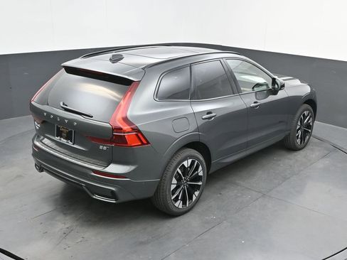 New 2026 Volvo XC60 B5 Plus w/ Climate Package image 27