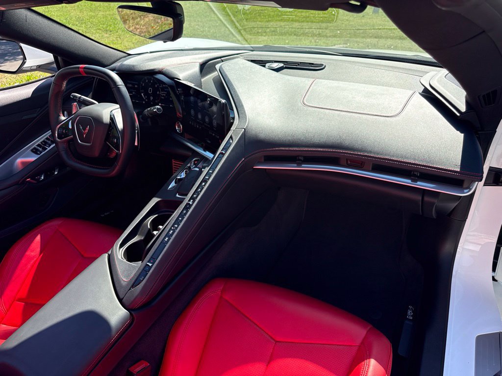 Used 2022 Chevrolet Corvette Stingray Convertible w/ 1LT RWD image 43