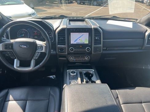 Used 2021 Ford Expedition XLT AWD/4WD image 24