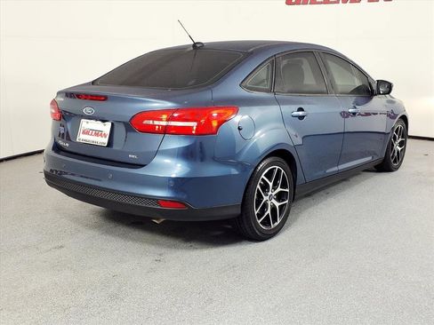 Used 2018 Ford Focus SEL image 7