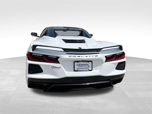 Used 2024 Chevrolet Corvette Stingray Premium Conv w/ Z51 Performance Package RWD image 7