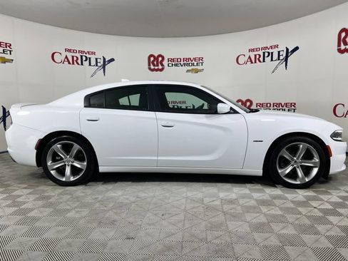 Used 2016 Dodge Charger R/T RWD image 8