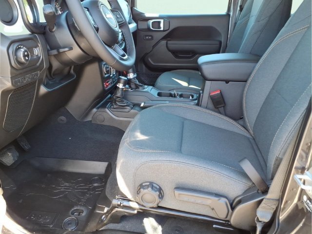 New 2027 Jeep Gladiator Mojave AWD/4WD image 15