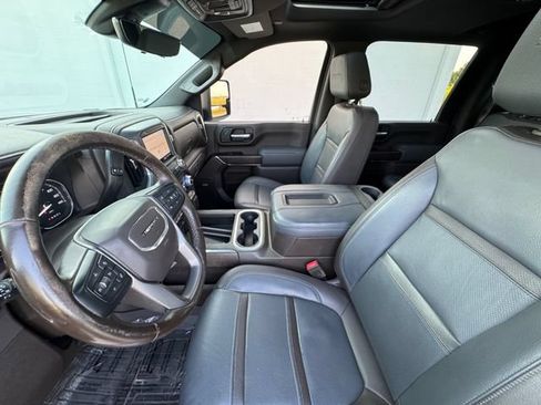 Used 2022 GMC Sierra 2500 Denali w/ Denali Ultimate Package AWD/4WD image 29