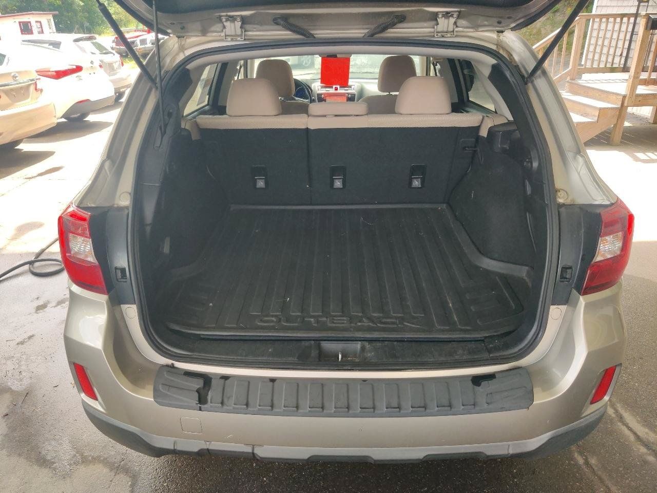 Used 2017 Subaru Outback 2.5i Premium AWD/4WD image 14