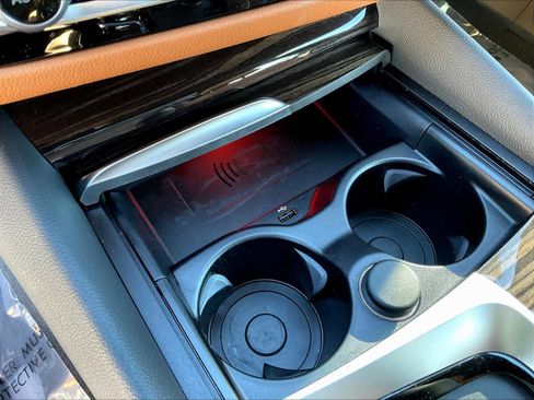 Used 2023 BMW 540i w/ Convenience Package RWD image 17