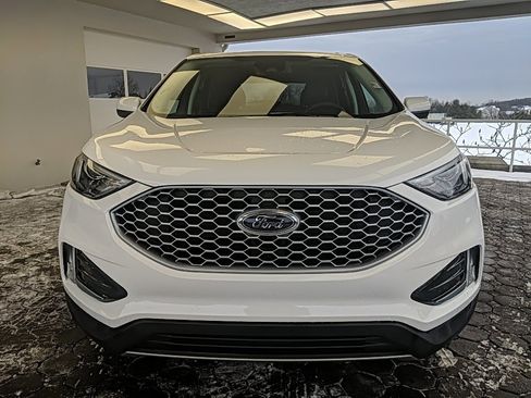 Certified 2024 Ford Edge SEL w/ Convenience Package image 2