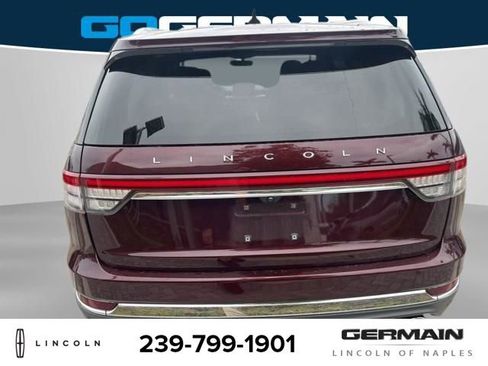 Used 2022 Lincoln Aviator Reserve AWD/4WD image 6
