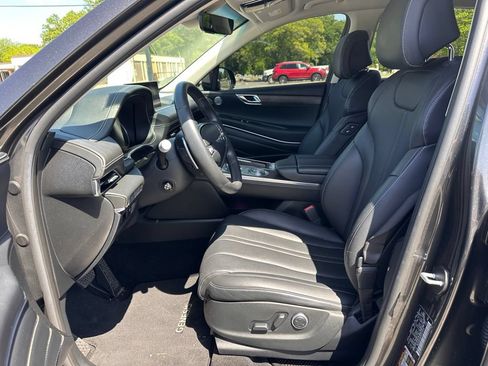 Used 2024 Genesis GV80 2.5T AWD/4WD image 12