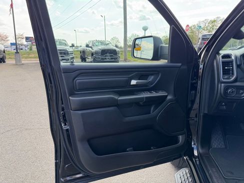 New 2026 RAM 1500 Express image 13