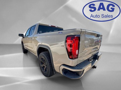 Used 2022 GMC Sierra 1500 Elevation w/ X31 Off-Road Package AWD/4WD image 4