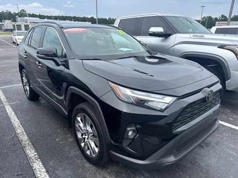 Used 2025 Toyota RAV4 XLE Premium w/ Weather Package FWD image 2