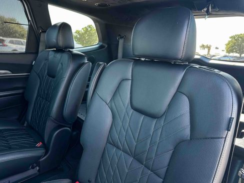 Used 2025 Kia Telluride SX Prestige X-Pro image 19