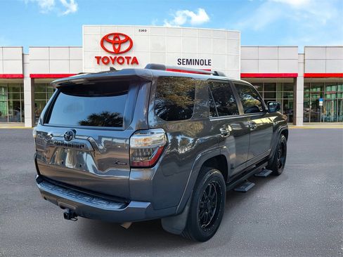 Used 2019 Toyota 4Runner SR5 image 3