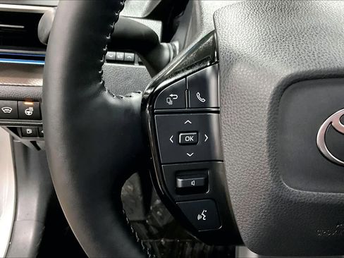 Used 2023 Toyota Prius Limited image 22